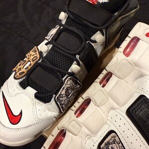 Nike more uptempo '96